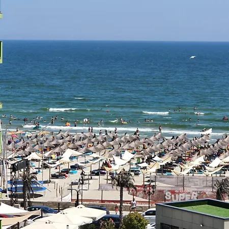 Bia By Alezzi Beach شقة Năvodari