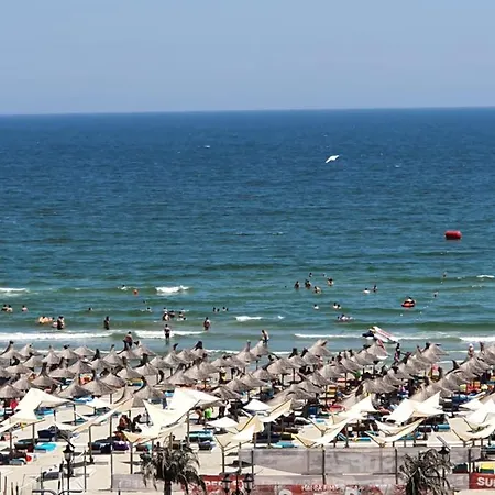 Bia By Alezzi Beach Апартаменты *